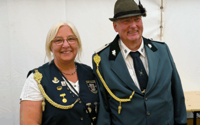 Erste Schützenkönigin in Neurhede ist Josefine Kruse.